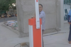 Độ bền cánh tay barrier tự động